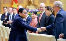 Thủ tướng đề nghị doanh nghiệp Hoa Kỳ thực hiện 'ba cùng'