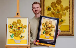2625 LEGO tái hiện bức 'hoa hướng dương' của Van Gogh