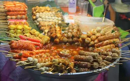 'Xiên bẩn': Mối nguy từ ẩm thực đường phố