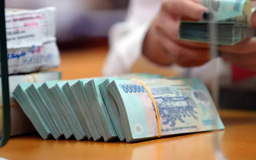 Nhiều ngân hàng tiếp tục giảm lãi suất xuống dưới 6%/năm