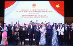 Tổng Bí thư dự Hòa nhạc kỷ niệm 70 năm quan hệ ngoại giao Việt Nam-Indonesia