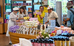 Trung Quốc: Giá tiêu dùng bắt đầu giảm sâu