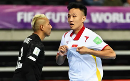 Ngôi sao ghi bàn tại World Cup lên tuyển Việt Nam