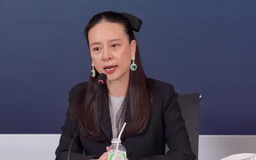Madam Pang bật khóc, tiết lộ chấn động về bóng đá Thái