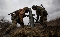 Ukraine đồng ý ngừng bắn trong 30 ngày