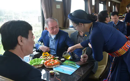 Đưa văn hóa trà lên tàu du lịch Hà Nội-Thái Nguyên