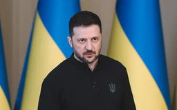 Tổng thống Ukraine cáo buộc ông Putin trì hoãn lệnh ngừng bắn