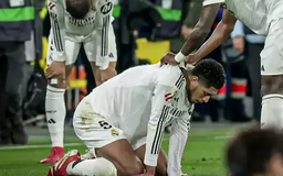 Mbappe và Bellingham kiệt sức, ngã gục xuống sân