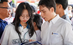 Gần 20.000 học sinh tham dự tư vấn tuyển sinh hướng nghiệp