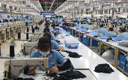 Doanh nghệp xuất khẩu dệt may đối mặt nhiều áp lực