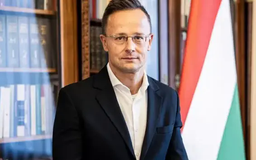 Bộ trưởng Ngoại giao và Kinh tế đối ngoại Hungary thăm Việt Nam