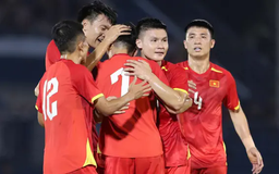 Việt Nam thắng Campuchia 2-1 nhờ thầy Kim 'mát tay' thay người