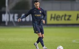 Ronaldo trở lại tập luyện cùng đội tuyển Bồ Đào Nha