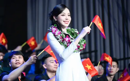 Hoa hậu Thanh Thủy là Gương mặt trẻ triển vọng năm 2024