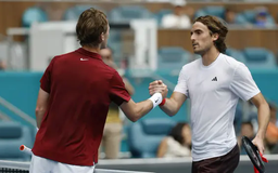 Stefanos Tsitsipas gây thất vọng tại vòng 1/16 Miami Open