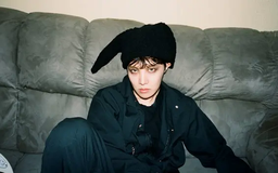 'Mona Lisa' của J-Hope lọt top 1 iTunes hơn 70 quốc gia