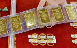 Giá vàng thế giới tăng do lo ngại chính sách Mỹ