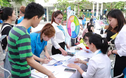 Ngày hội tư vấn hướng nghiệp cho học sinh khối 12