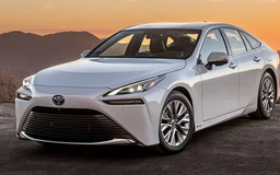 Toyota ngừng sản xuất Mirai Limited