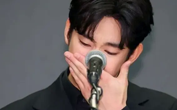 Công ty của Kim Soo Hyun đứng trước nguy cơ sụp đổ
