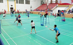 Lan tỏa yêu thương tại giải Cầu lông Gia đình Hà Nội