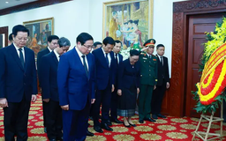 Chủ tịch nước, Thủ tướng viếng đồng chí Khamtay Siphandone