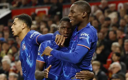 CLB Chelsea chen chân vào top 4 Ngoại hạng Anh