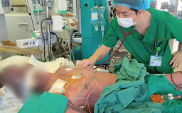 Người đàn ông nguy kịch sau khi ăn lòng lợn