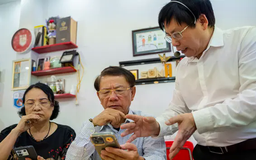 Người cao tuổi làm quen với trí tuệ nhân tạo