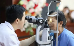 Việt Nam thanh toán bệnh đau mắt hột sau 7 thập kỷ
