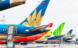 Giá vé máy bay nội địa tăng mạnh dịp lễ 30/4-1/5