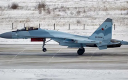 Su-35S của Nga thay A-50U trinh sát radar trên không tại Ukraine