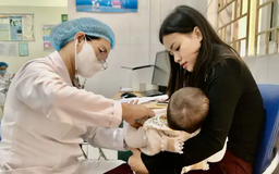 Cả nước có trên 76.300 trường hợp nghi mắc sởi
