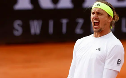 Alexander Zverev giải cơn khát danh hiệu mùa giải 2025