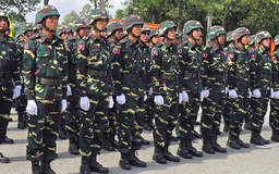 Quân đội Hoàng gia Campuchia và Lào diễn tập diễu binh tại Bình Dương