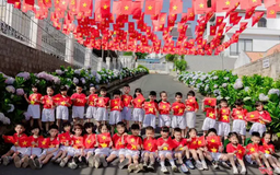 Tuổi trẻ cả nước hướng về 'Hòa bình đẹp lắm'