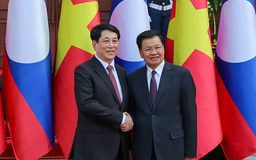 Củng cố mối quan hệ bền vững Việt Nam - Lào