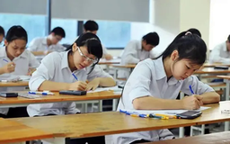 Hà Nội tăng cường chuẩn bị cho hai kỳ thi lớn