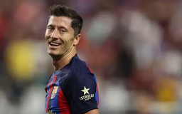 Barcelona có sự trở lại của tiền đạo Robert Lewandowski