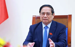 Thủ tướng Phạm Minh Chính điện đàm với Thủ tướng Singapore