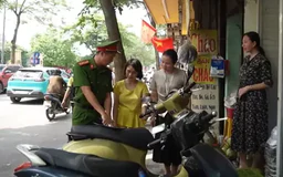Ra quân xử lý vi phạm ở khu vực cổng bệnh viện