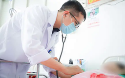 Xe chở 24 người bị tông nghiêm trọng trên đường hành hương