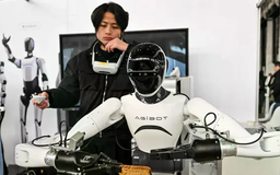 Cuộc đua sản xuất robot hình người ở Trung Quốc