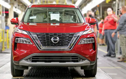 Nissan đóng cửa 7 nhà máy vì thua lỗ