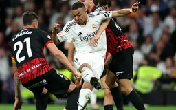 Real Madrid trì hoãn ngày vô địch của Barcelona