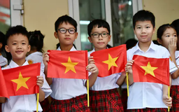 Bộ Chính trị: Dân số là yếu tố quan trọng hàng đầu