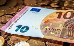 EU giảm mạnh dự báo tăng trưởng tại Eurozone