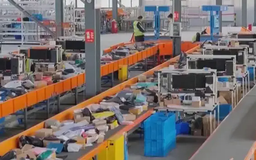 G7 cân nhắc đánh thuế hàng giá trị thấp của Trung Quốc