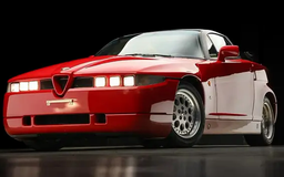 Xe cổ Alfa Romeo SZ có giá cao hơn xe mới
