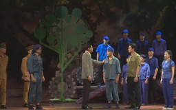 'Tôi và chúng ta' trở lại sân khấu kịch sau 40 năm